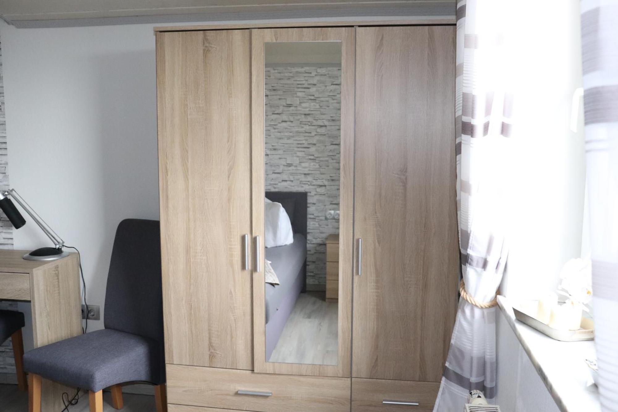 Pension Und Apartment Landhaus Fricke Calden Exterior foto